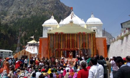 अक्षय तृतीया पर खुले गंगोत्री-यमुनोत्री के कपाट,आज से चारधाम की यात्रा हुई शुरू